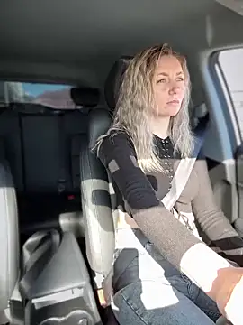 Snapshot of Crazy-Rosa chatting on March 18, 2025, 4:37 am Crazy-Rosa online show from March 18, 2025, 4:37 am