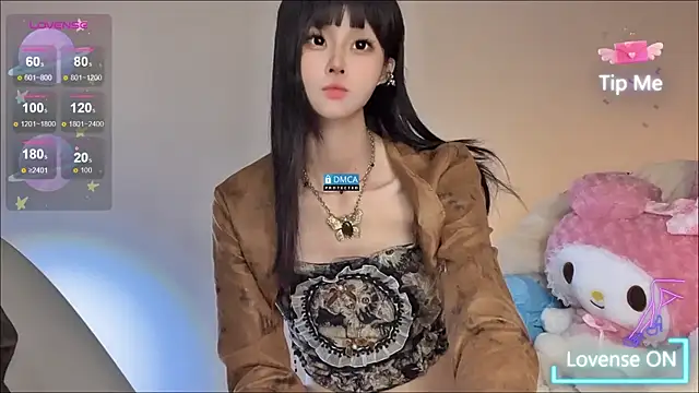 O0 0Q online show from December 2, 2024, 1:24 pm