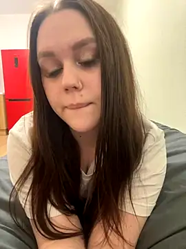 Marylallka5 online show from September 15, 2025, 5:02 pm