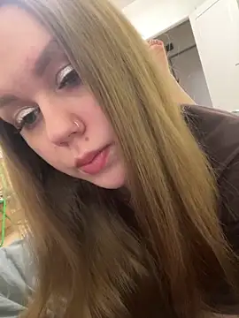 Marylallka5 online show from February 26, 2026, 5:06 am