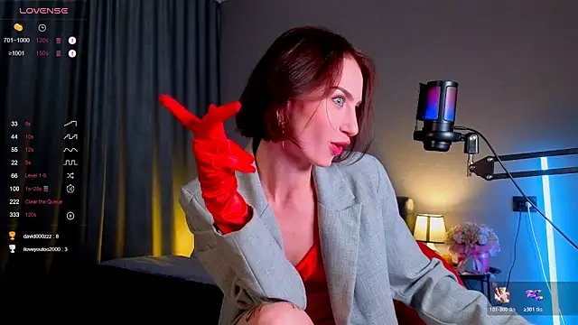 GeraTender1 online show from October 21, 2025, 3:35 pm