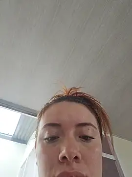 valery mora online show from October 7, 2025, 3:53 pm