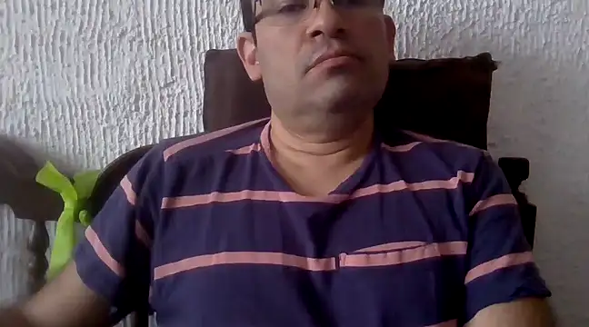 lover camer online show from February 17, 2025, 3:20 pm