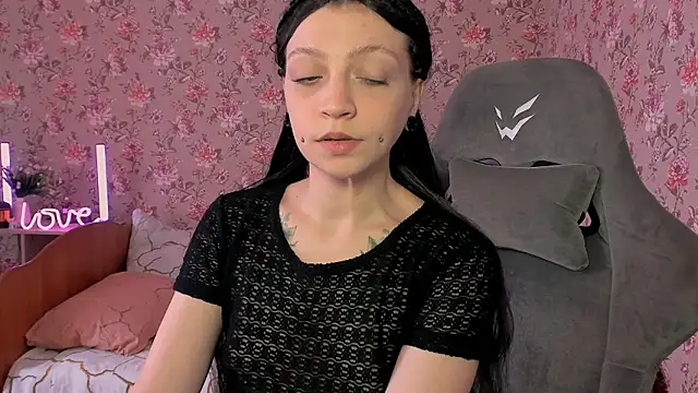 Lolly Haze online show from March 8, 2026, 8:29 am