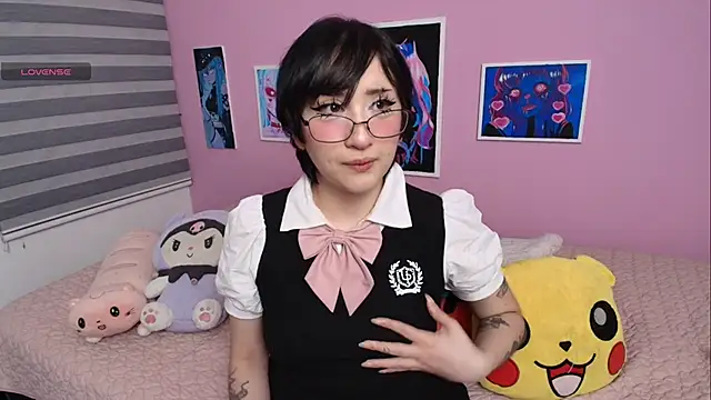 Miwa violet online show from September 18, 2025, 12:01 am