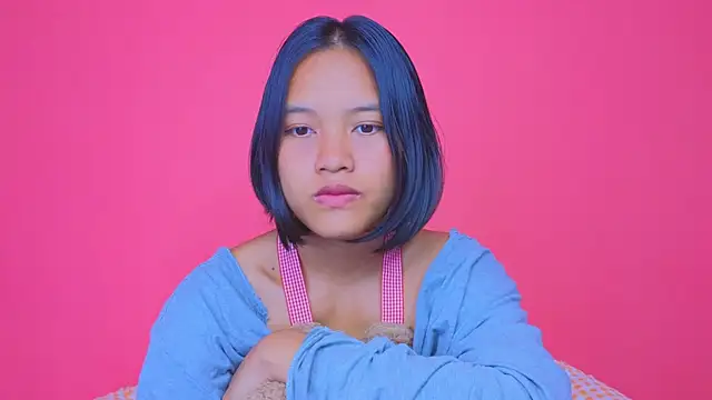 Natsu   online show from December 25, 2024, 1:10 am