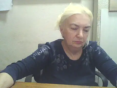 Meri798 online show from October 13, 2025, 7:25 pm