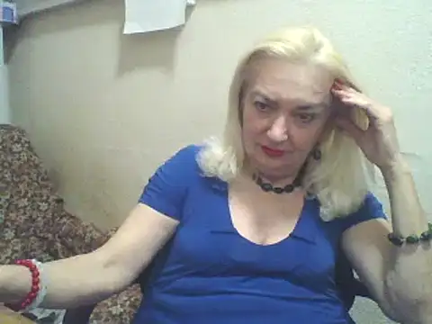 Meri798 online show from November 25, 2025, 9:48 pm