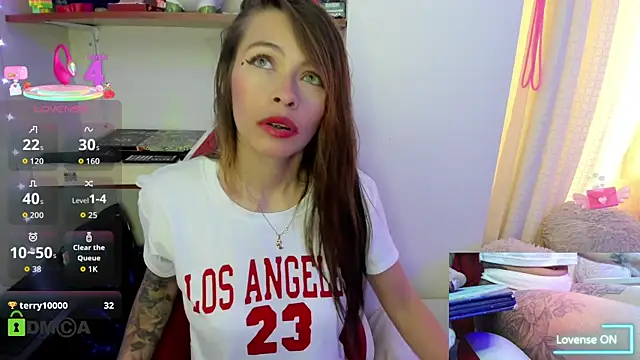 sweetlittlelisa online show from September 26, 2025, 8:57 pm