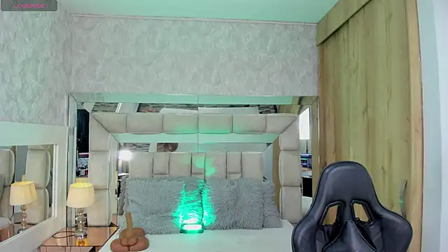 BILIE ROUSE1 online show from January 7, 2026, 7:05 pm