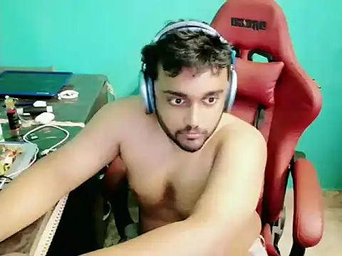 Snapshot of telugu_boy_ chatting on October 18, 2025, 4:15 am telugu boy  online show from October 18, 2025, 4:15 am