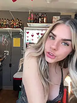 Snapshot of delicioussdixie chatting on March 1, 2025, 4:11 pm delicioussdixie online show from March 1, 2025, 4:11 pm