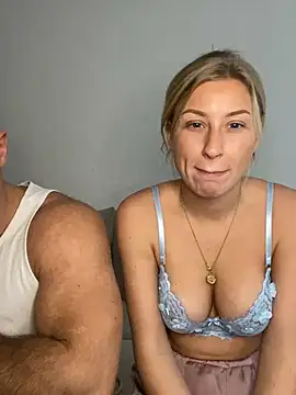 Snapshot of belle98 chatting on December 14, 2024, 12:12 pm belle98 online show from December 14, 2024, 12:12 pm