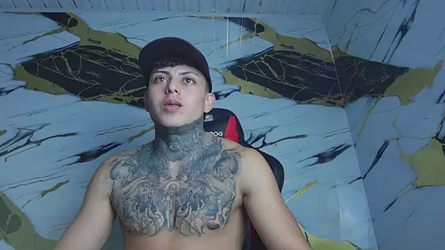 Kevin22 222 online show from January 24, 2025, 6:14 am