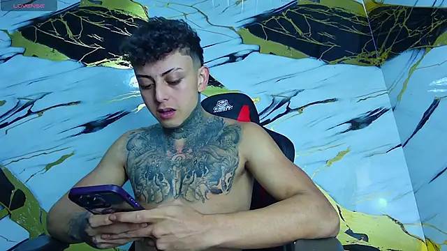 Kevin22 222 online show from March 15, 2025, 1:19 am