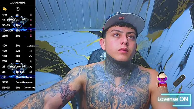 Kevin22 222 online show from November 26, 2025, 2:56 am