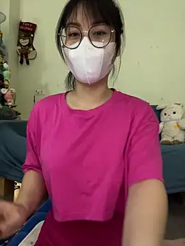 Snapshot of Baby_Claraa chatting on December 28, 2024, 9:20 am Baby Claraa online show from December 28, 2024, 9:20 am