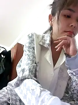 Snapshot of Samsam_567 chatting on January 7, 2025, 4:16 pm Samsam 567 online show from January 7, 2025, 4:16 pm
