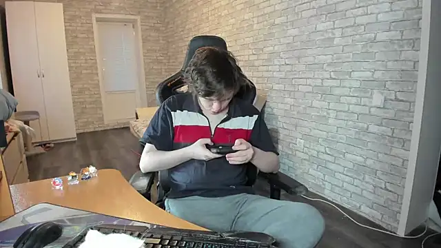 Snapshot of iliaskrislove chatting on March 23, 2025, 2:15 am iliaskrislove online show from March 23, 2025, 2:15 am