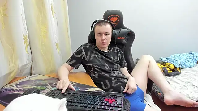 Snapshot of iliaskrislove chatting on October 12, 2025, 5:34 pm iliaskrislove online show from October 12, 2025, 5:34 pm