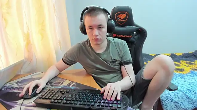 Snapshot of iliaskrislove chatting on October 19, 2025, 6:03 am iliaskrislove online show from October 19, 2025, 6:03 am