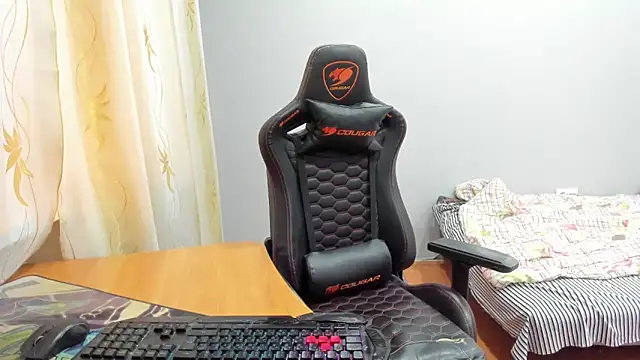 Snapshot of iliaskrislove chatting on November 22, 2025, 7:51 am iliaskrislove online show from November 22, 2025, 7:51 am