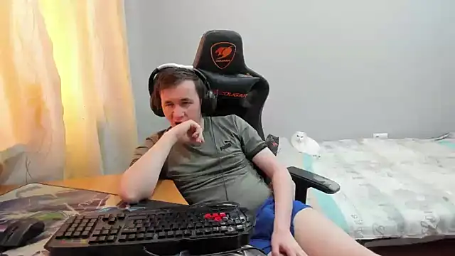 iliaskrislove online show from February 3, 2026, 6:40 am