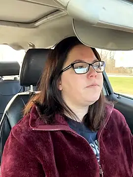 FreakNastyLacie online show from December 18, 2025, 4:13 pm