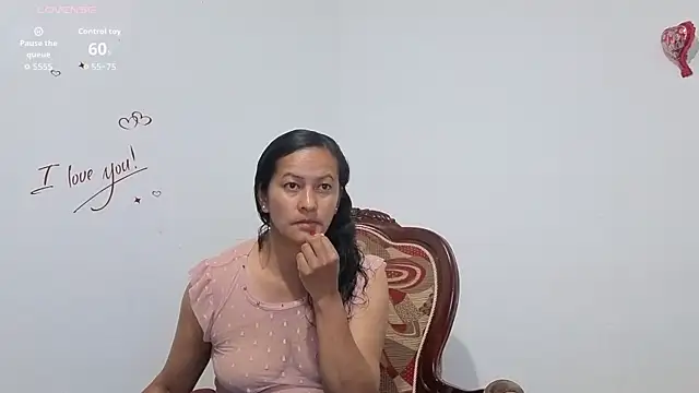 Snapshot of Anto055 chatting on October 9, 2025, 10:02 am Anto055 online show from October 9, 2025, 10:02 am