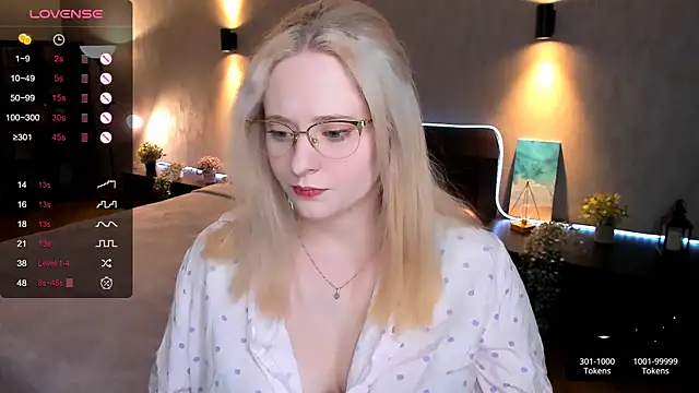 Aemilia  online show from February 15, 2025, 9:27 am