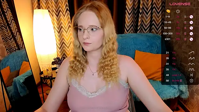 Aemilia  online show from November 7, 2025, 8:25 am