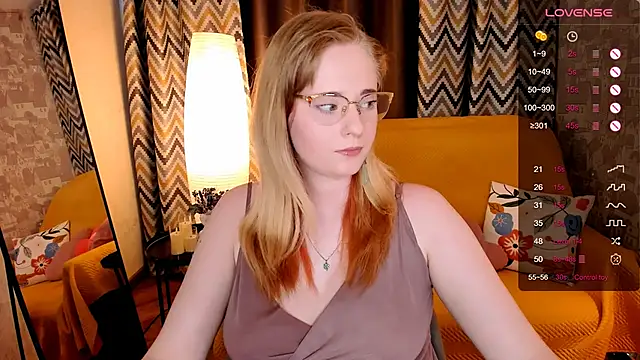 Snapshot of Aemilia_ chatting on May 1, 2026, 8:30 am Aemilia online show from May 1, 2026, 8:30 am