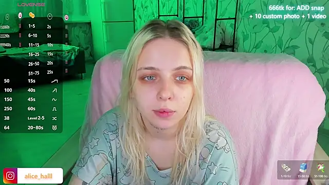 Alice Halle online show from December 10, 2024, 3:44 pm