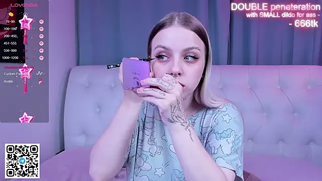 Alice Halle online show from November 6, 2025, 3:51 am