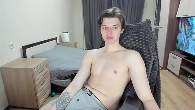 Liam sexy1 online show from April 19, 2026, 7:27 pm
