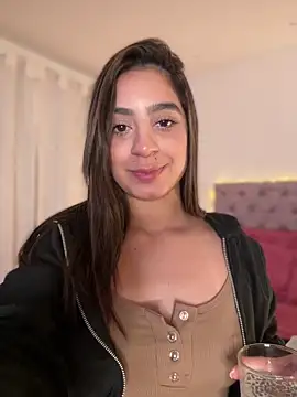 samantha evans2 online show from April 18, 2026, 12:03 am