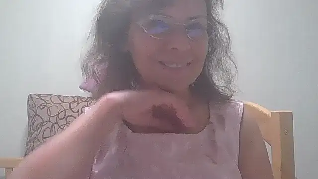 HollyJewel online show from September 17, 2025, 4:08 pm