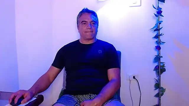 golden punisher online show from February 24, 2025, 7:33 am