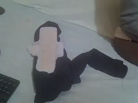 Sweet crushy online show from February 12, 2026, 6:47 pm