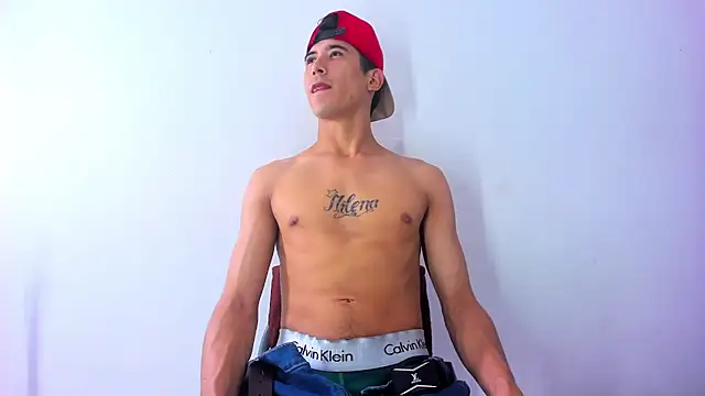 Snapshot of Jhonn_Rhyss chatting on February 7, 2025, 2:19 am Jhonn Rhyss online show from February 7, 2025, 2:19 am