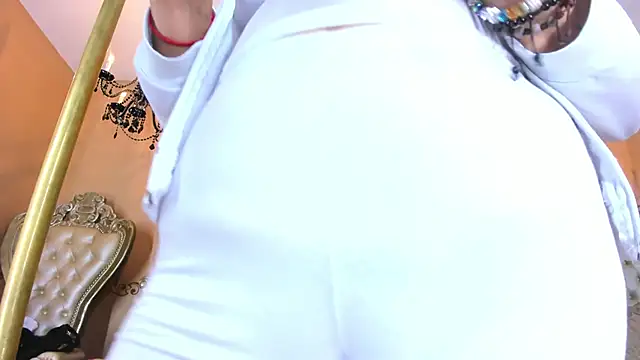 Snapshot of Celeste_Baker_ chatting on December 13, 2025, 7:53 pm Celeste Baker online show from December 13, 2025, 7:53 pm