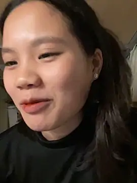 Snapshot of Be-MyMy chatting on December 31, 2024, 10:26 am Be-MyMy online show from December 31, 2024, 10:26 am