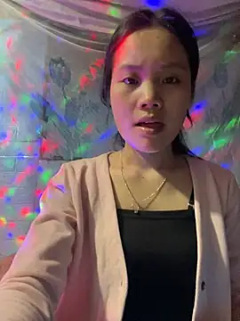 Snapshot of Be-MyMy chatting on January 25, 2025, 2:25 pm Be-MyMy online show from January 25, 2025, 2:25 pm