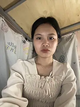 Snapshot of Be-MyMy chatting on February 16, 2025, 7:48 am Be-MyMy online show from February 16, 2025, 7:48 am