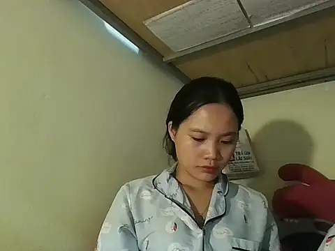 Snapshot of Be-MyMy chatting on October 27, 2025, 11:58 am Be-MyMy online show from October 27, 2025, 11:58 am