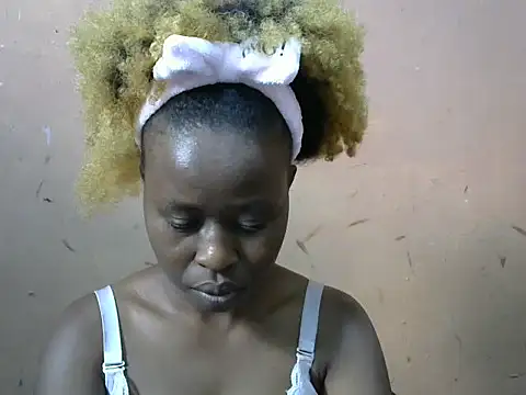 Snapshot of sexy-rosie chatting on September 18, 2025, 8:49 am sexy-rosie online show from September 18, 2025, 8:49 am