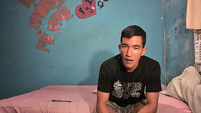 Snapshot of Sweetiefoxxx chatting on January 11, 2025, 2:04 pm Sweetiefoxxx online show from January 11, 2025, 2:04 pm