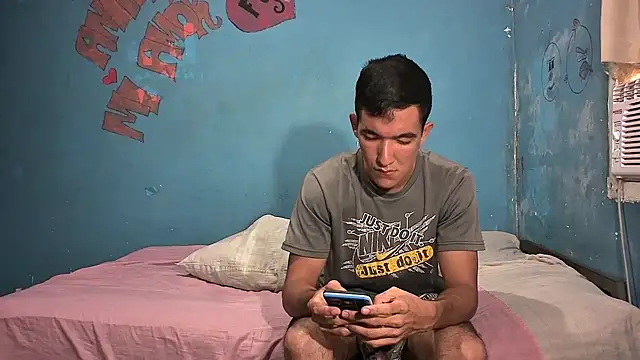 Snapshot of Sweetiefoxxx chatting on January 17, 2025, 8:11 pm Sweetiefoxxx online show from January 17, 2025, 8:11 pm