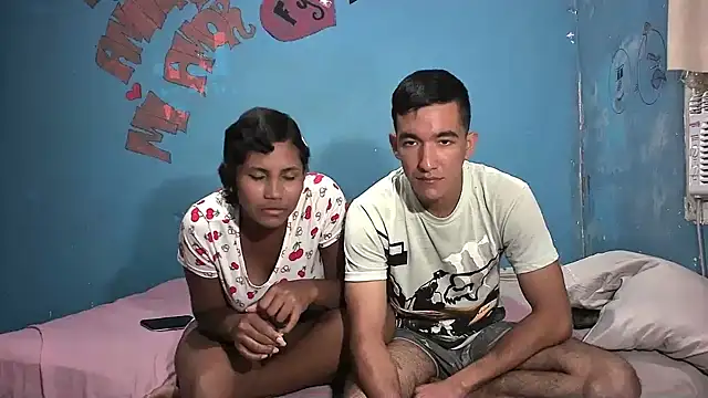 Snapshot of Sweetiefoxxx chatting on January 24, 2025, 2:19 pm Sweetiefoxxx online show from January 24, 2025, 2:19 pm