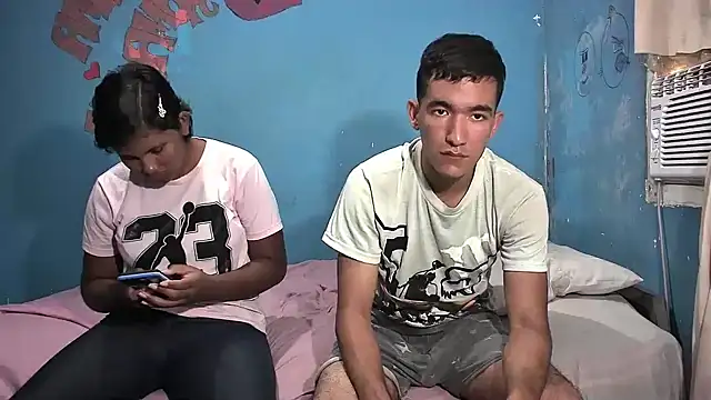 Snapshot of Sweetiefoxxx chatting on January 26, 2025, 8:13 pm Sweetiefoxxx online show from January 26, 2025, 8:13 pm